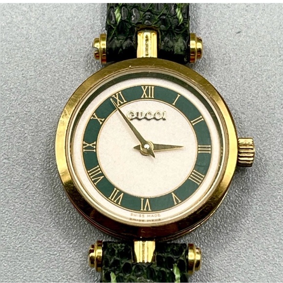 Vintage Gucci Sherry 2000L Women Watch with watch case and box - working - Picture 1 of 11